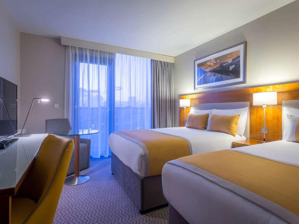 Maldron Hotel Portlaoise Kamer foto