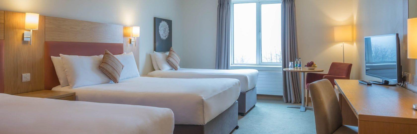 Maldron Hotel Portlaoise Buitenkant foto