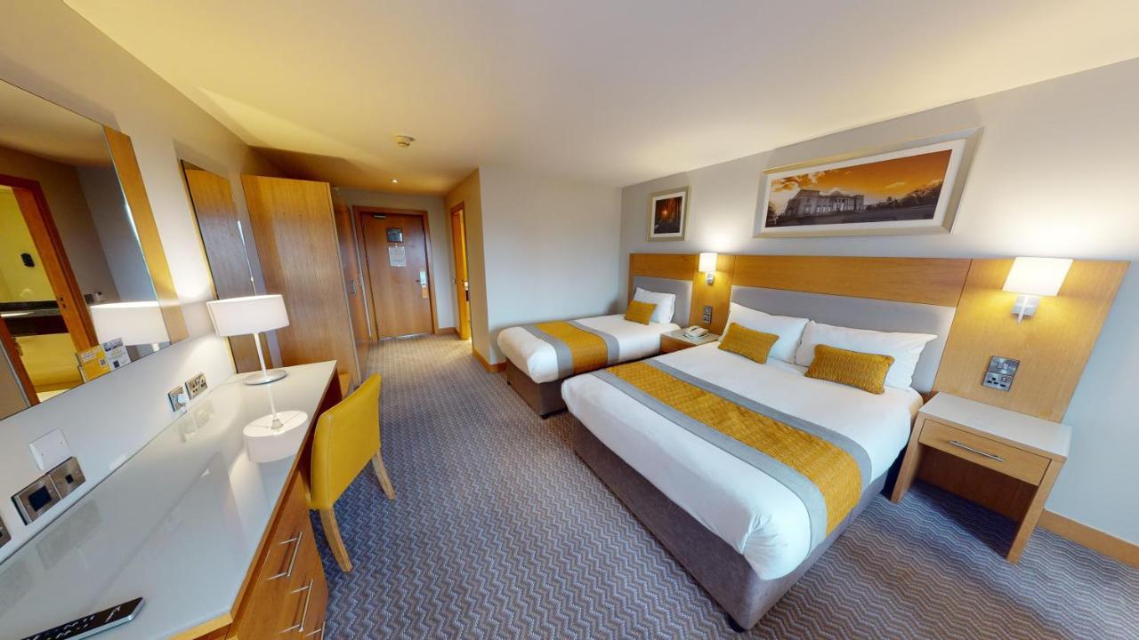 Maldron Hotel Portlaoise Buitenkant foto
