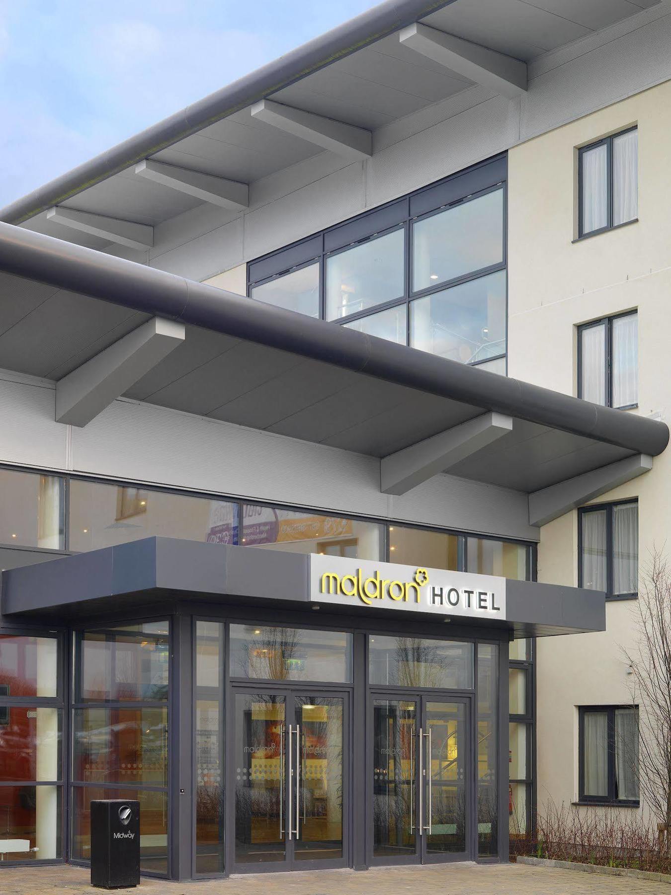 Maldron Hotel Portlaoise Buitenkant foto